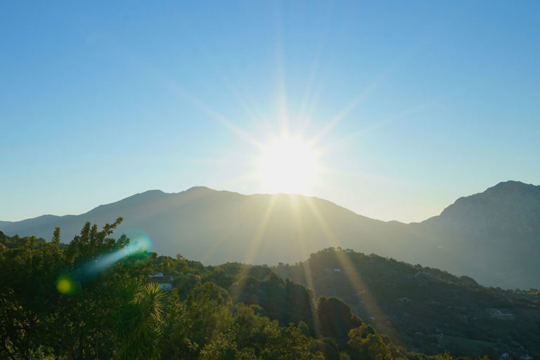 © Photo YOA Créations Lumière Interview Loup Blanc Chaman - La vérité