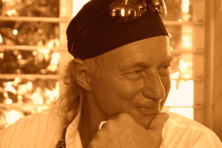 © Photo YOA Créations Lumière Interview Loup Blanc Chaman - L'éducation