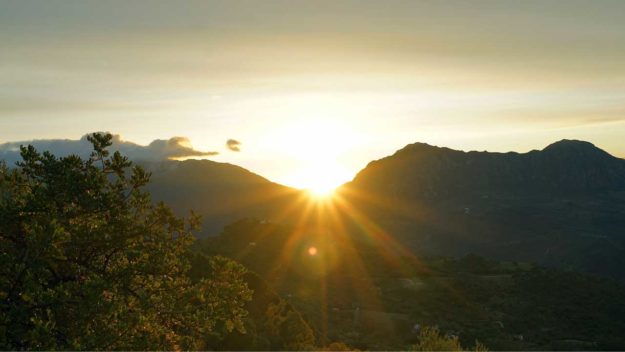 Interview de Loup Blanc sur l’importance de la méditation Interview de Loup Blanc sur l'importance de la méditation